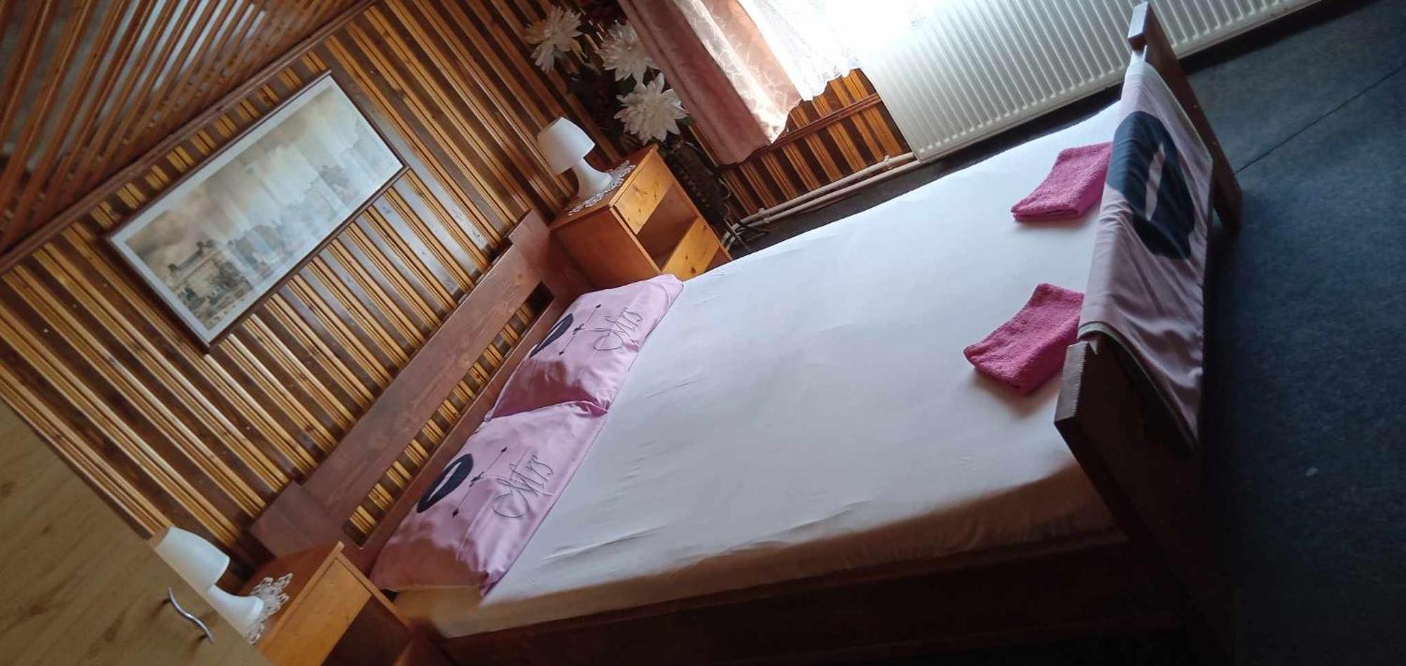 Hostel Intim 95 Ron Bîrlad Dış mekan fotoğraf